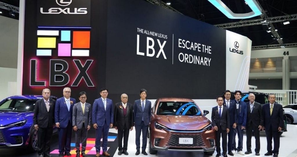 Lexus-LBX-1024