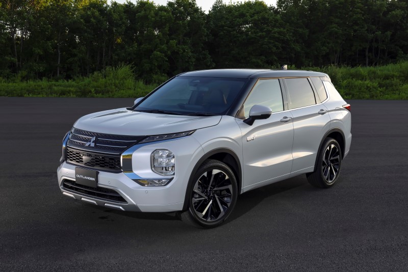 New mitsubishi outlander 2024 phev 2021