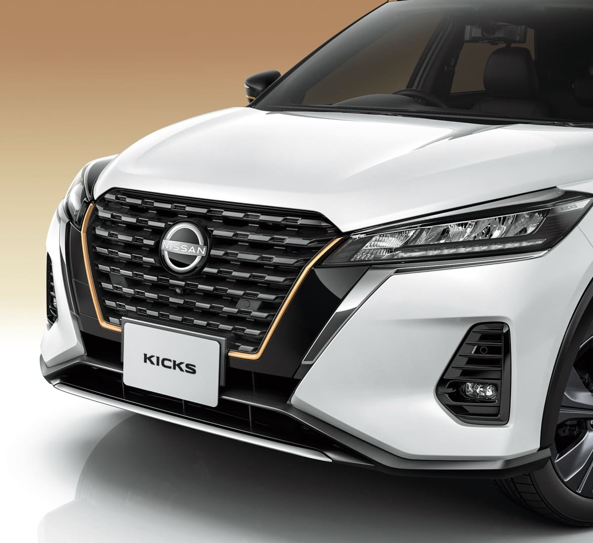 Nissan Kicks 90th Anniversary