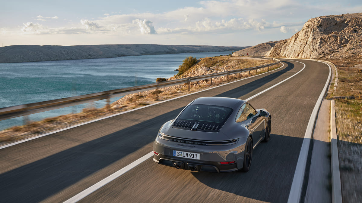 Porsche 911 Carrera GTS