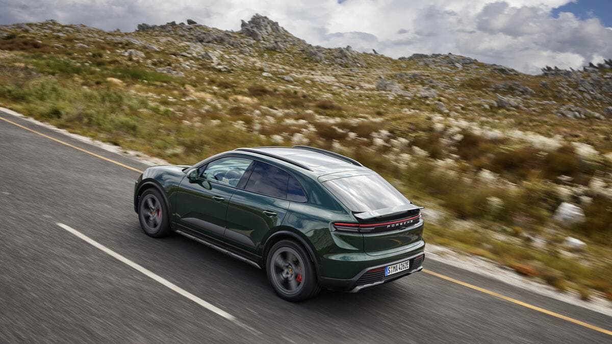 2025 Porsche Macan