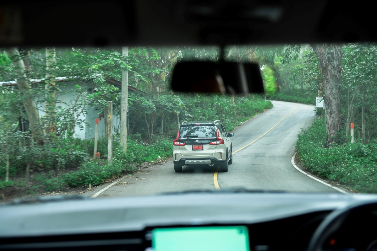 Test Drive Suzuki XL7 Hybrid 