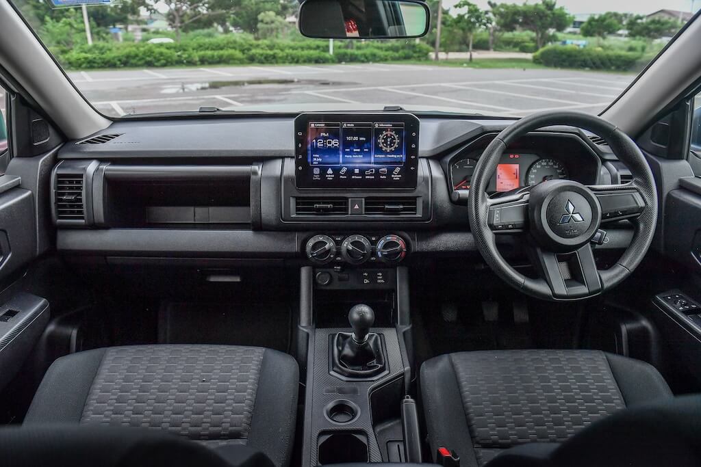 MITSUBISHI TRITON MEGA CAB