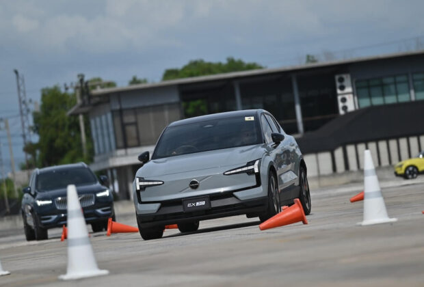 Volvo Electric Vehicle Driving