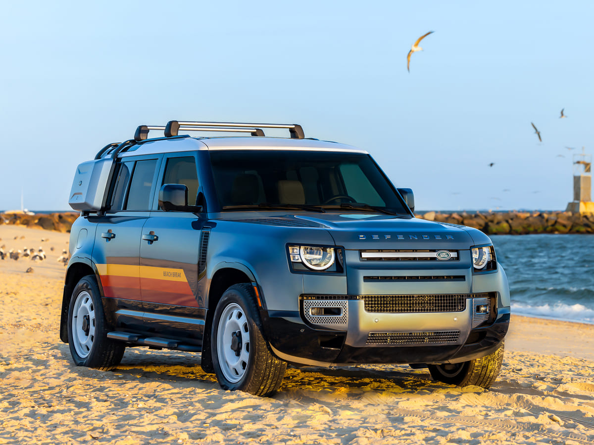 Land Rover Defender Beach Break