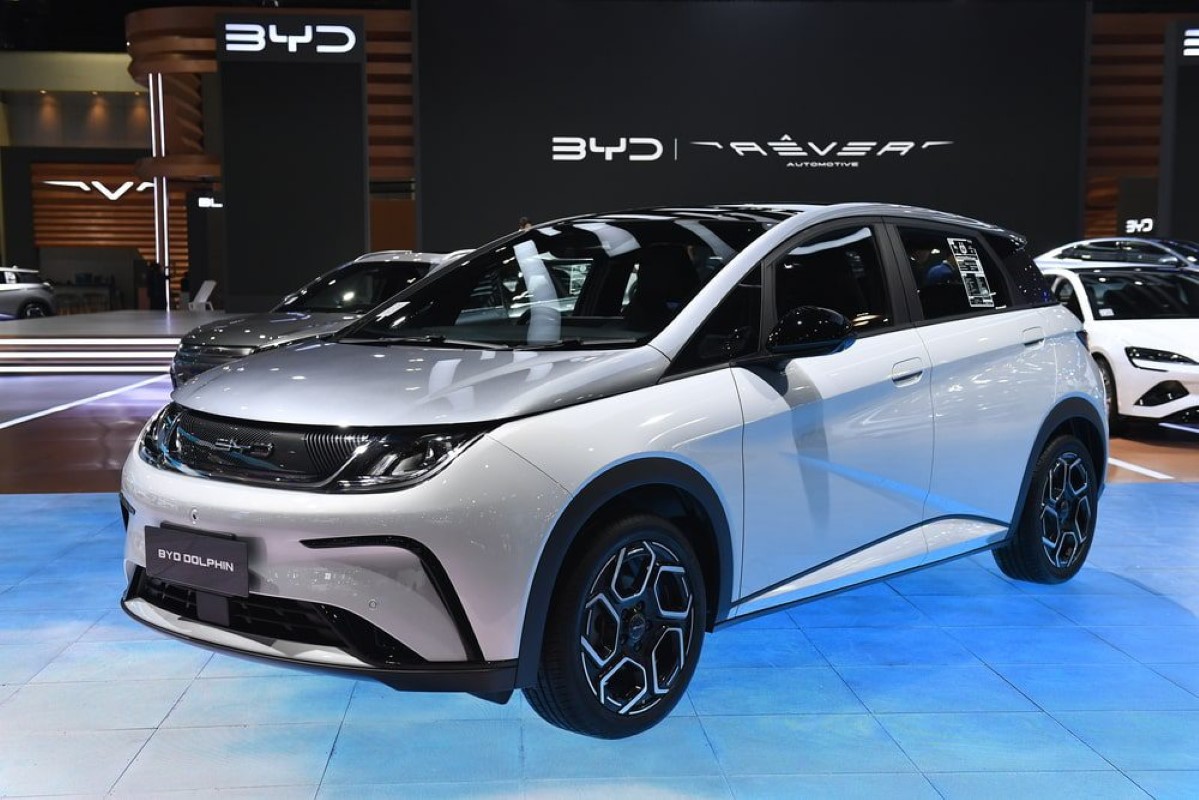 EV CARS IN MOTOR SHOW 2025